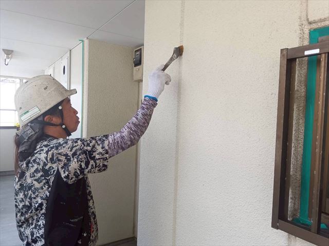 取手市RC3階建シーリング