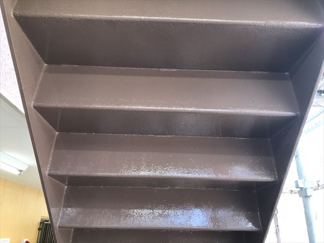 取手市大規模鉄骨階段