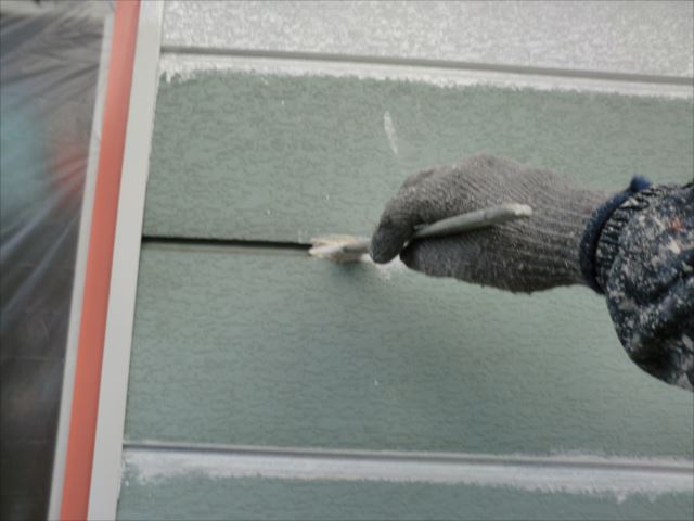 鉄板サイディング外壁目地刷毛塗り、マイルドボーセイ
