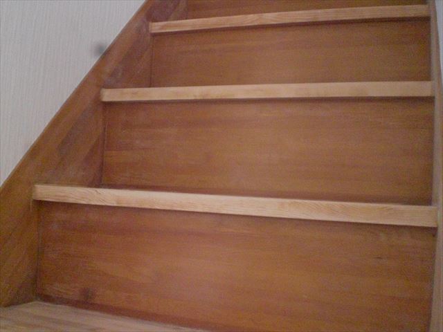 階段塗装前