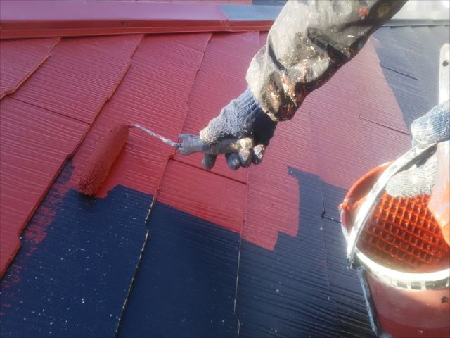 屋根中塗り（着色１回目）