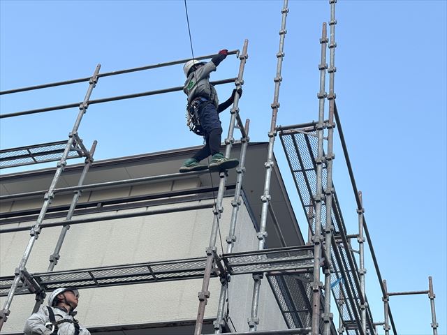 取手アパート外壁塗装足場