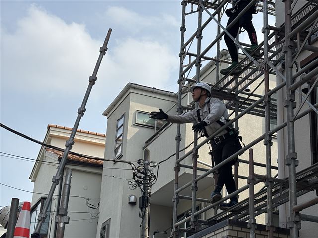 取手アパート外壁塗装足場