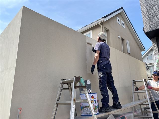 守谷市外塀ベルアート上塗り