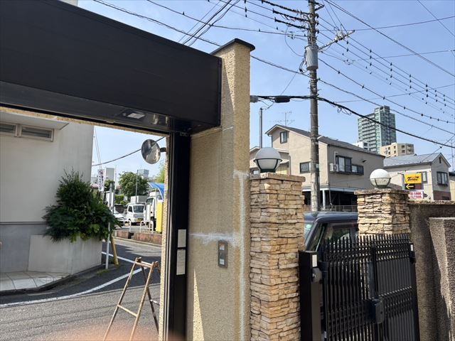 守谷で外構工事の外塀ベルアートで塗装。本日最後の工事に行ってきました。