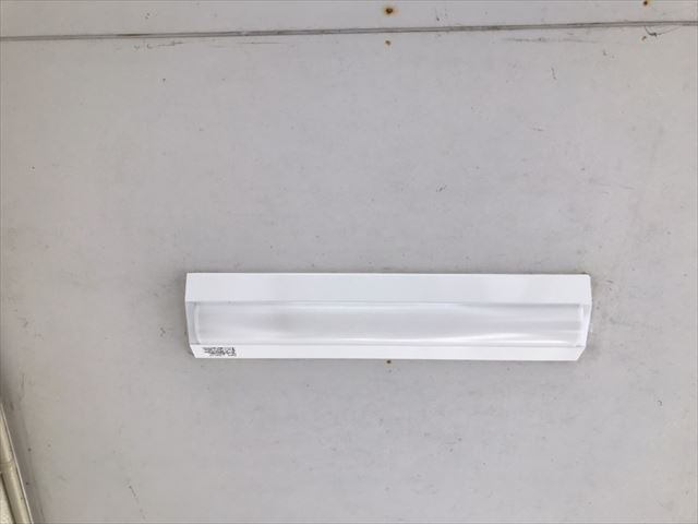 アパート共有通路　LED照明の交換