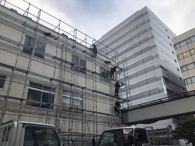 水戸市南町外壁塗装足場