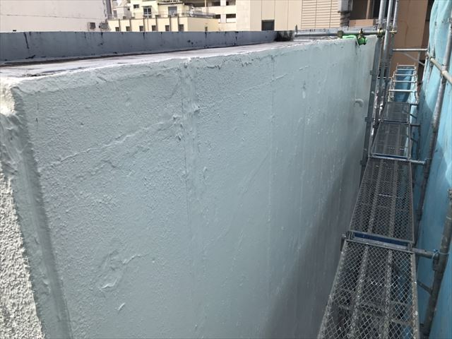 水戸市外壁塗装単層弾性セラミクリーン上塗り