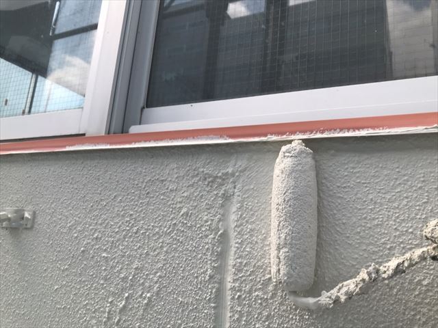 水戸市外壁塗装単層弾性上塗り